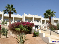 Reef Oasis Beach Resort