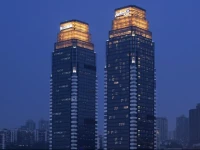 Radisson Blu Plaza Chongqing 5*