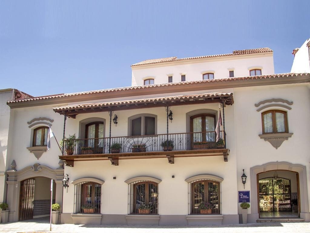 Solar de la Plaza 4*