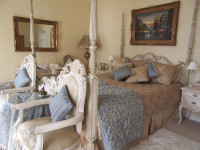 La Haule Manor