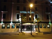 Plaza 4*