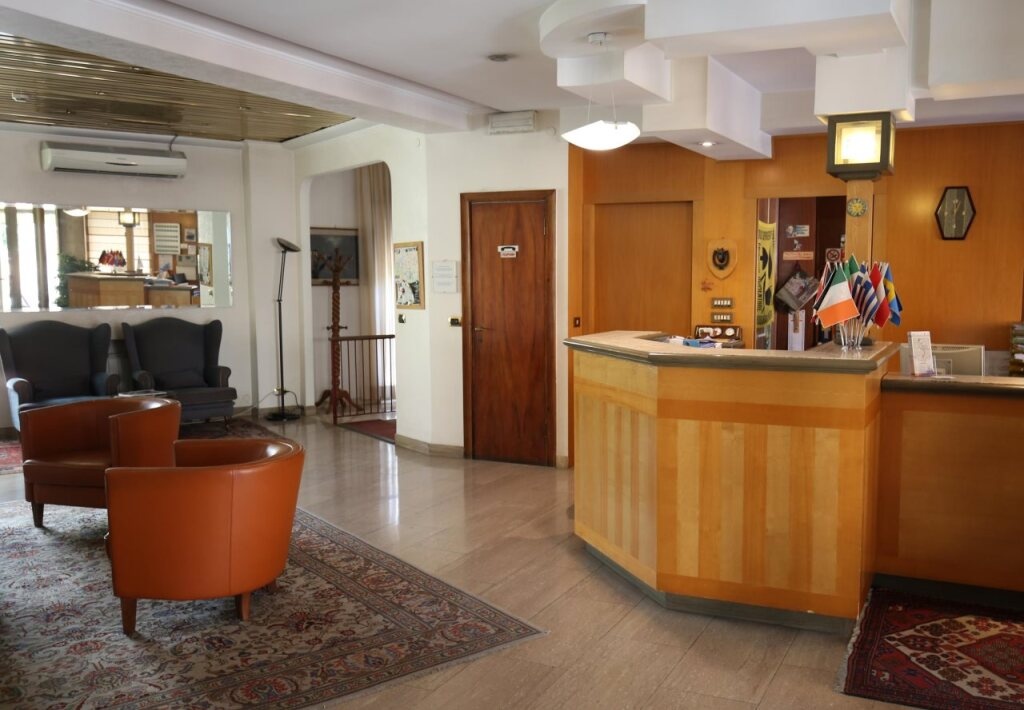 Hotel Derby 3*