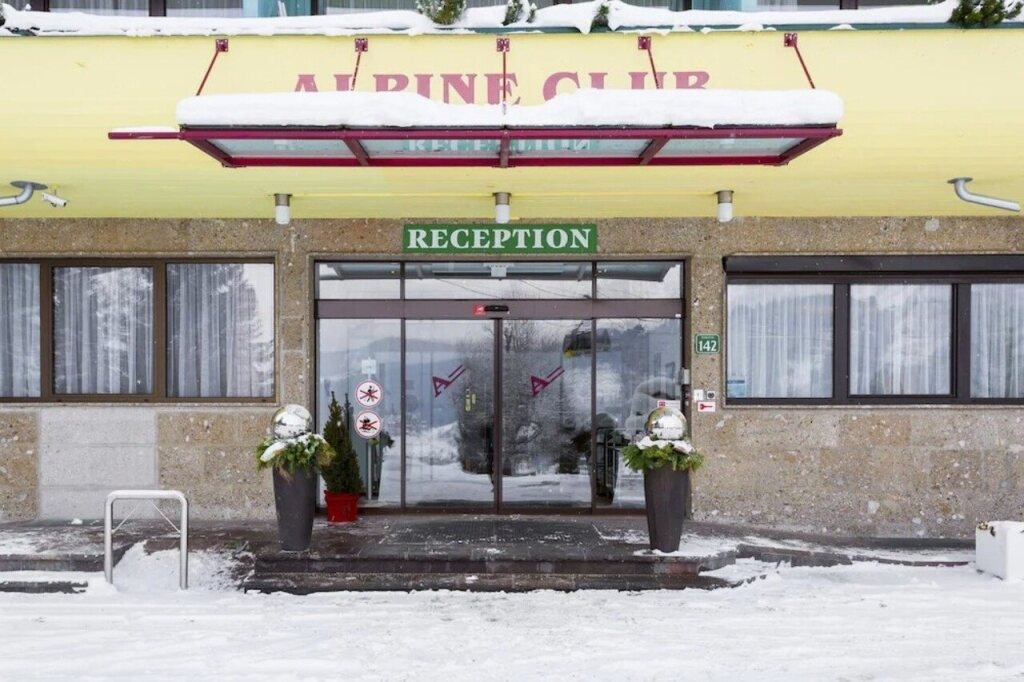 Alpine Club 4*