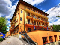 Euro Youth Hotel & Krone