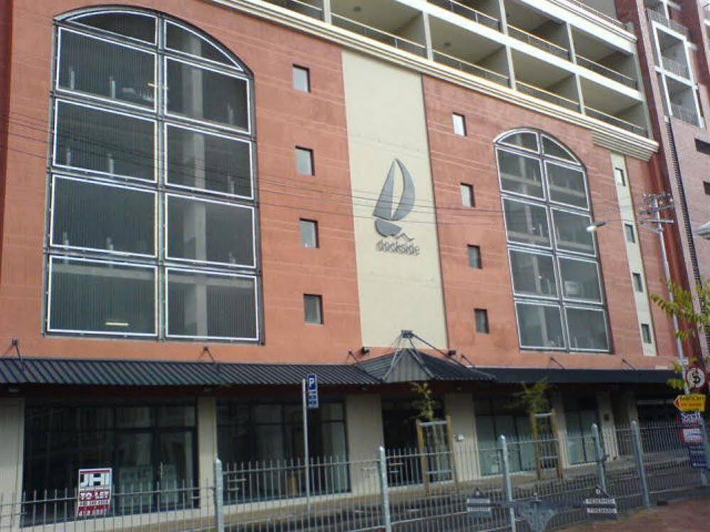 Dockside Apartments 