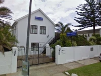 Admiralty Beach House 5*