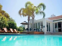 Fifth Avenue Beach House 