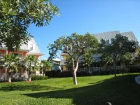 Valentines Resort & Marina 4*
