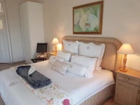 Villa Vista Guest House 4*