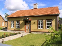 Allee Apartments 