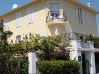 Villa Parisiana 2*