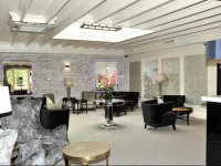 Oak Wood Arms 3*