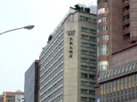 Caesar Park