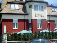 Hunyadi Panzio 3*