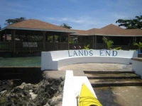 Lands End Resort 3*