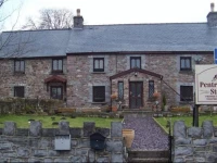 Pentre Riding Stables 4*