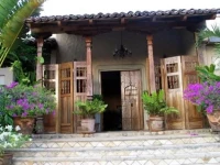 Hotel Los Robles 3*