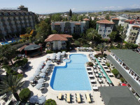 Gardenia Beach Hotel