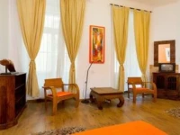 Maharaja Apartments and Rooms 