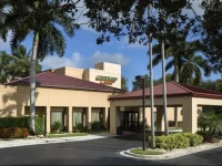 Courtyard Boca Raton 3*