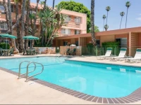 Saga Motor Hotel 3*