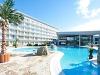 Ikar Plaza 4*