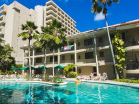 Waikiki Sand Villa