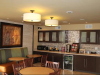 Creekside Lands Inn