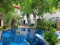 Pratumnak Elite Villa 3*