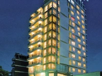 Starlet 3*