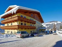 Tatzlwurm Hotel 3*