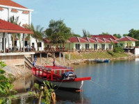 Beach River Resort