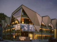 Kurshi Hotel  