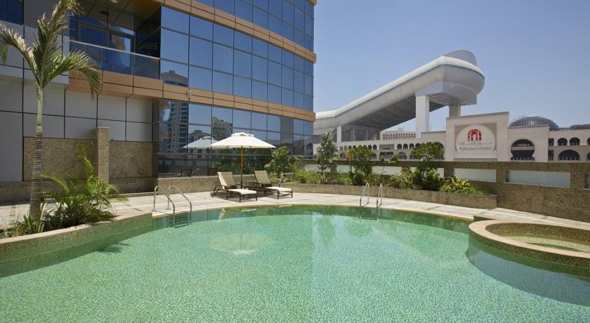 DoubleTree By Hilton Dubai Hotel &amp; Residences Al Barsha 4*