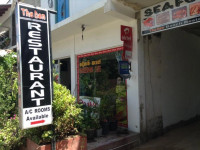 The Den Restaurant & Rooms