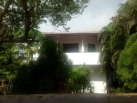 Sea Front Hikkaduwa / Sea Front 2*