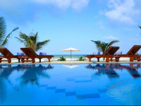 Whispering Palms Hotel