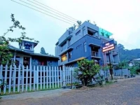 Ella Rock House 2*