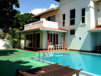 Aarons Beach Villa
