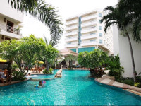 Sea Breeze Jomtien Resort
