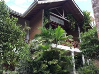 The Spice House 3*