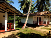 Darwins Beach Resort