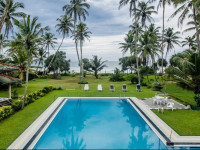Crystal Villa Hotel &amp; Restaurant Weligama
