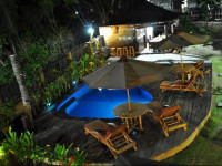 Villa Rumah Kayu Gili Trawangan