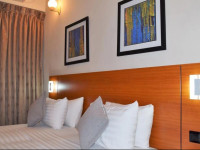 Tropic Inn
