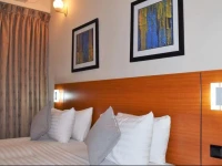 Tropic Inn 