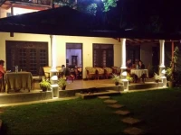 Ella Guest Inn 