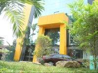 Kamrel Hotel / Hotel Kamrel 