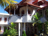 Peacock Reach Hotel