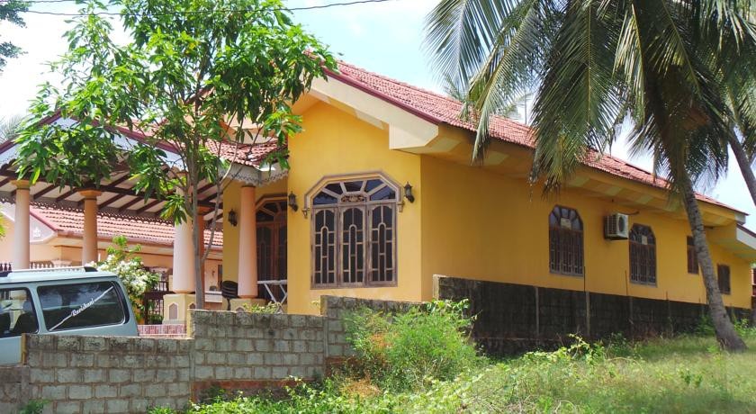 Ravihari Guest House 